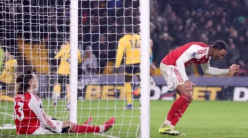 سقوط متصدر البريميرليج.. صراع آرسنال ومانشستر سيتي يشتعل في جولات الحسم الشاقة